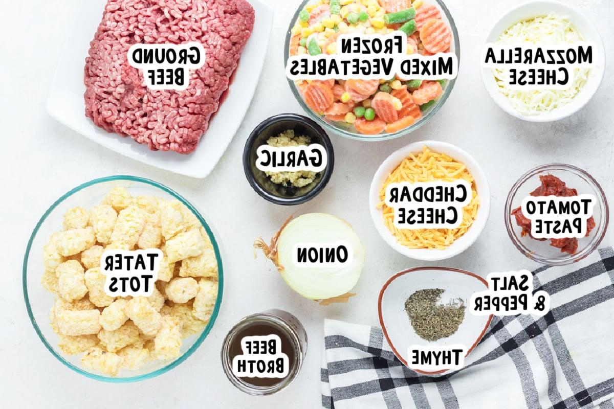 Sformato di Tater Tot alla Pastore 3 ingredients for shepherd's pie tater tot casserole on a table.
