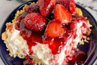 Easy and Delicious Strawberry Cheesecake Dump Cake Recipe