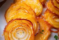 Golden Crunchy Cheesy Onion Crisps