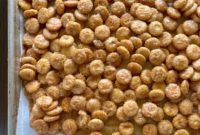 Sweet Salty Crunch Oyster Cracker Caramel Bites