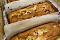 Cream Cheese Cranberry Loaf: Sweet Bliss in Every Bite