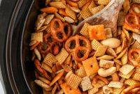 Easy Crock Pot Chex Mix
