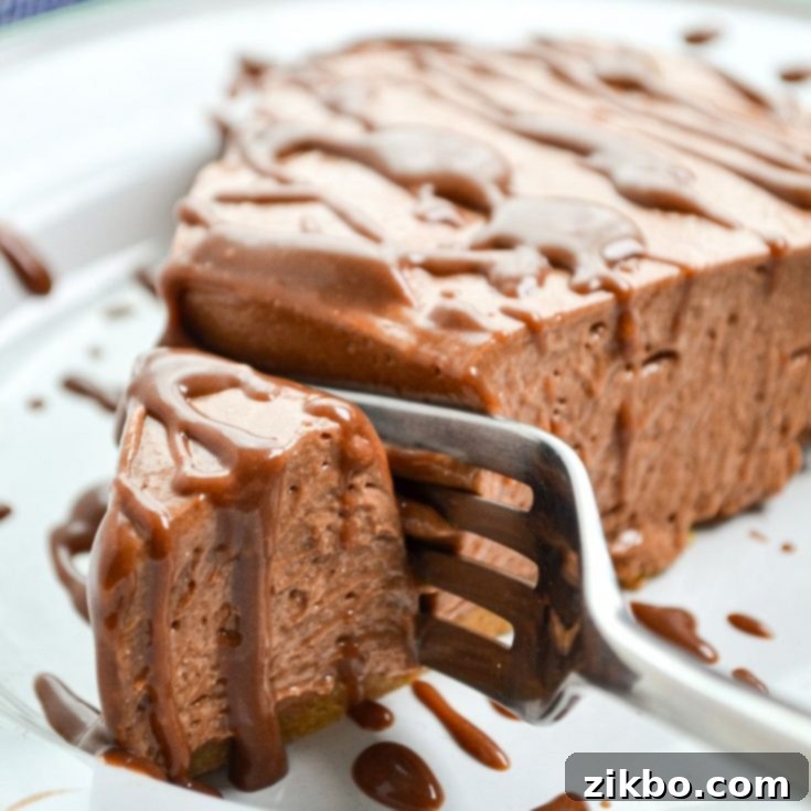 Decadent no-bake Nutella pie made with just 6 ingredients